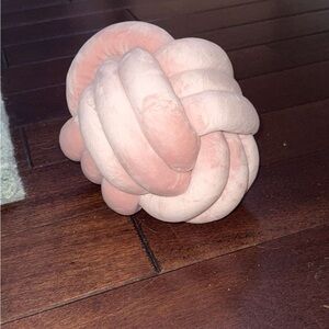 Amazon Blush Knot Pillow